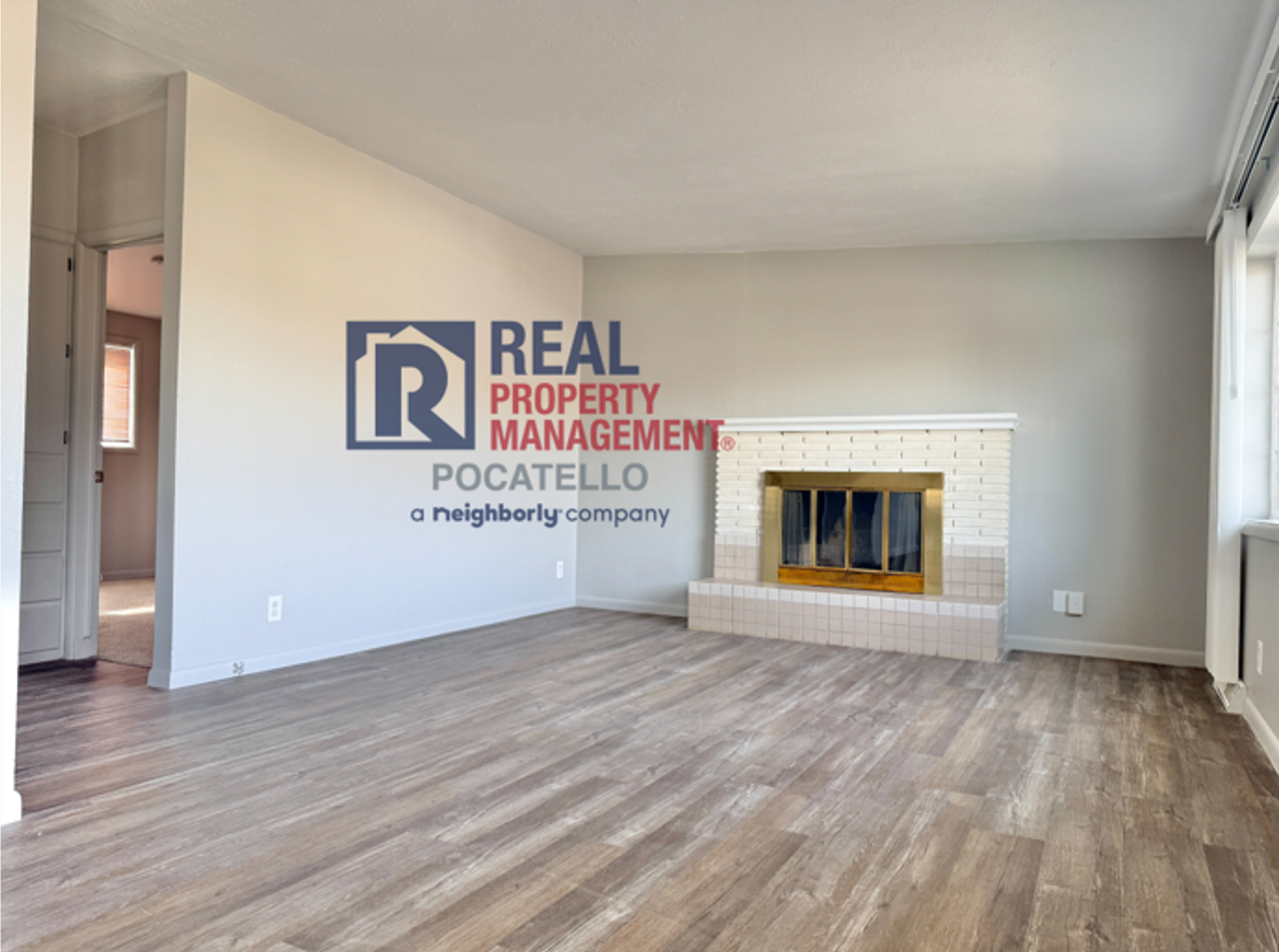 1625 Homer Dr - Photo 2 of 19