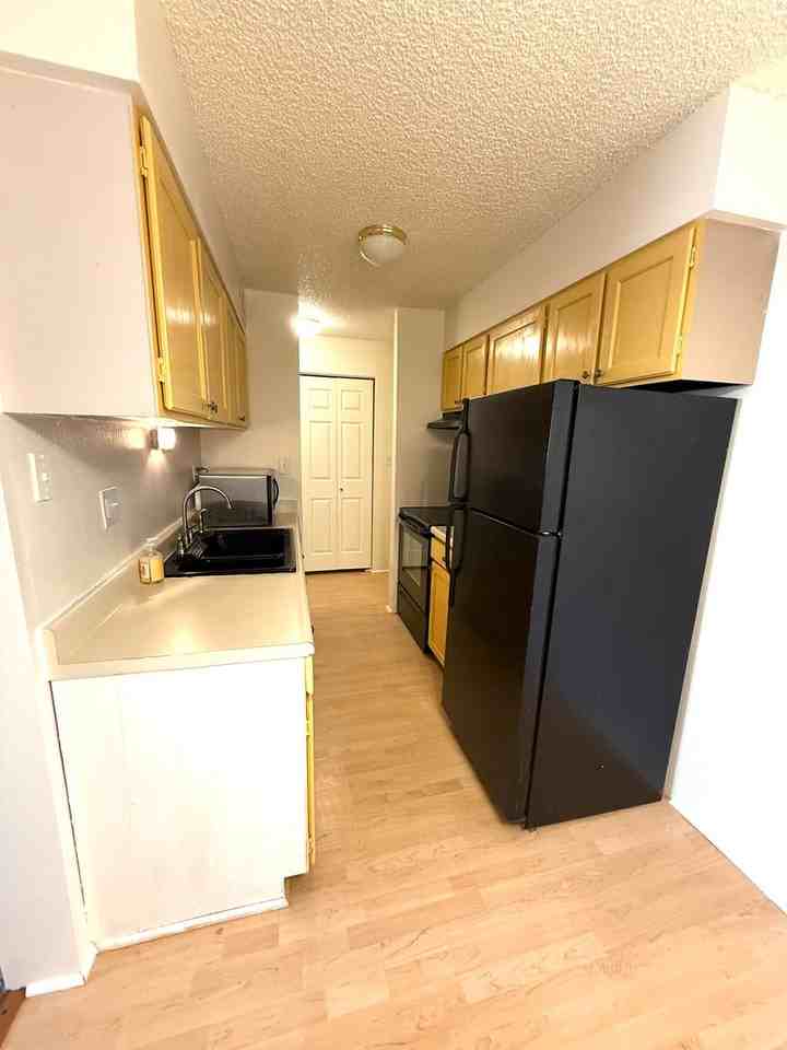 100 E Highline Cir #102 - Photo 2 of 8