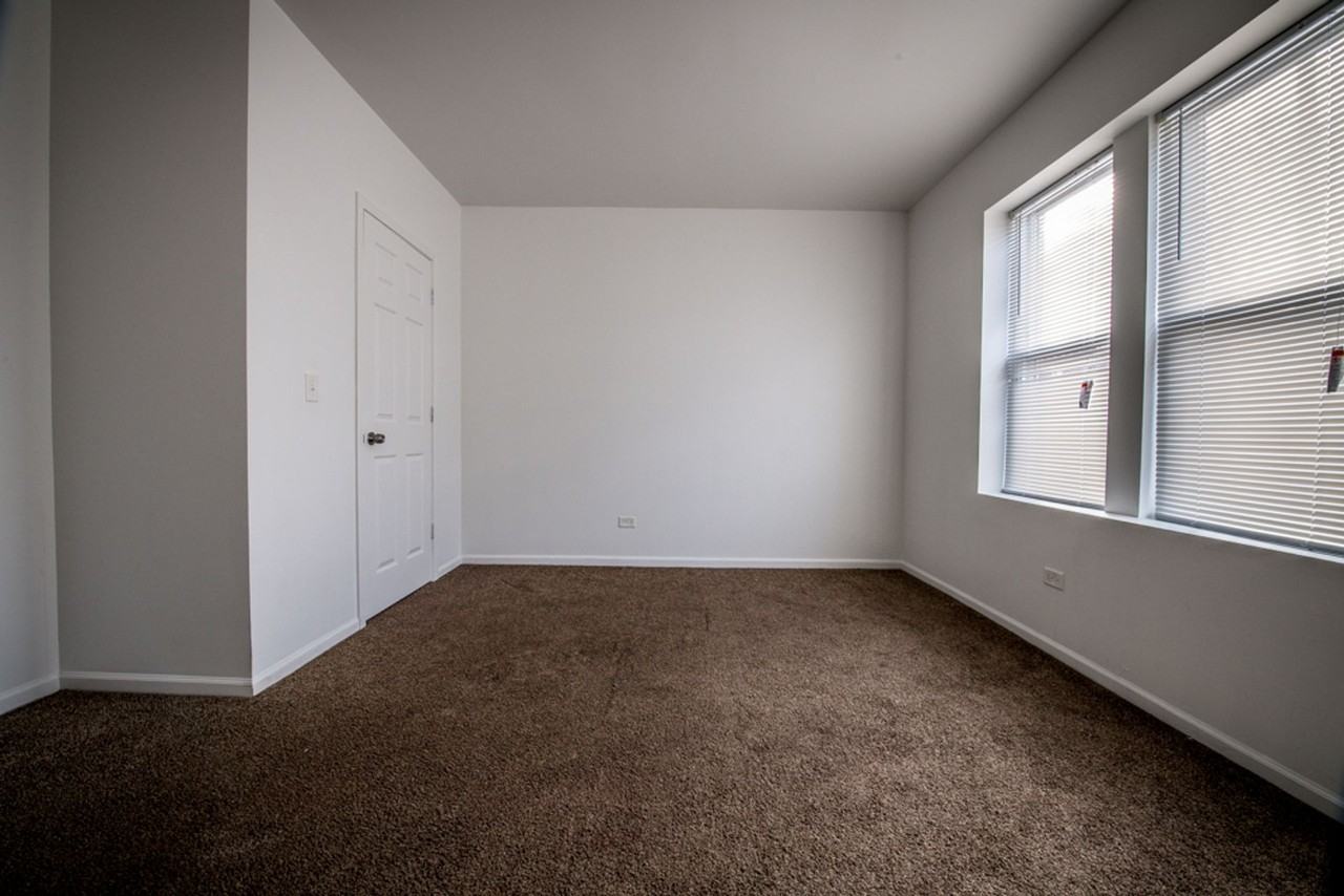 1101 N LeClaire Ave Chicago, IL 60651 - Photo 4 of 20