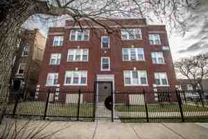 featured image of 1101 N Leclaire Ave