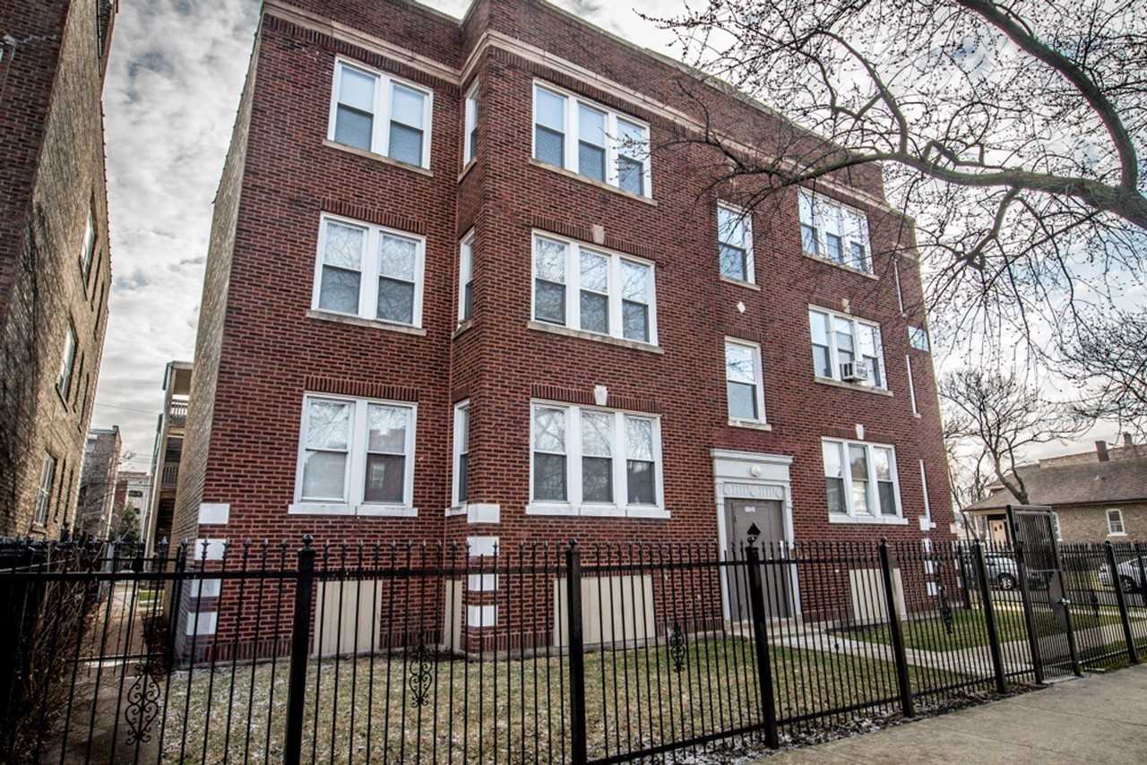 1101 N LeClaire - Photo 2 of 19