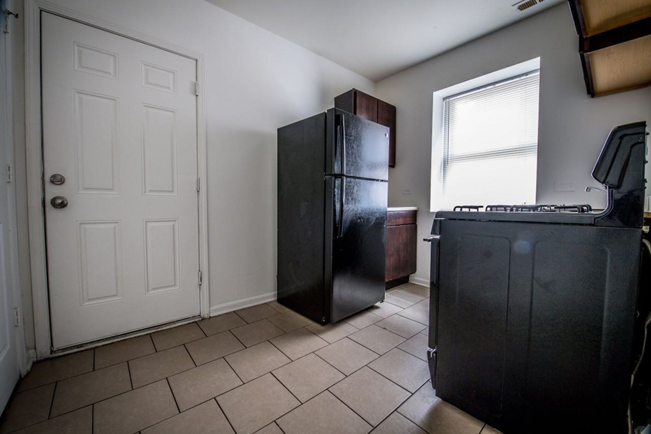 1101 N LeClaire - Photo 5 of 19