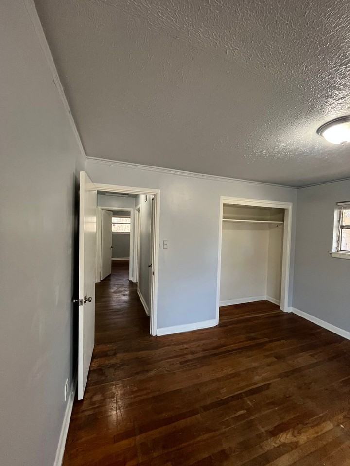 18 18 Rosemont Drive- Owner Finance - Photo 5 of 12