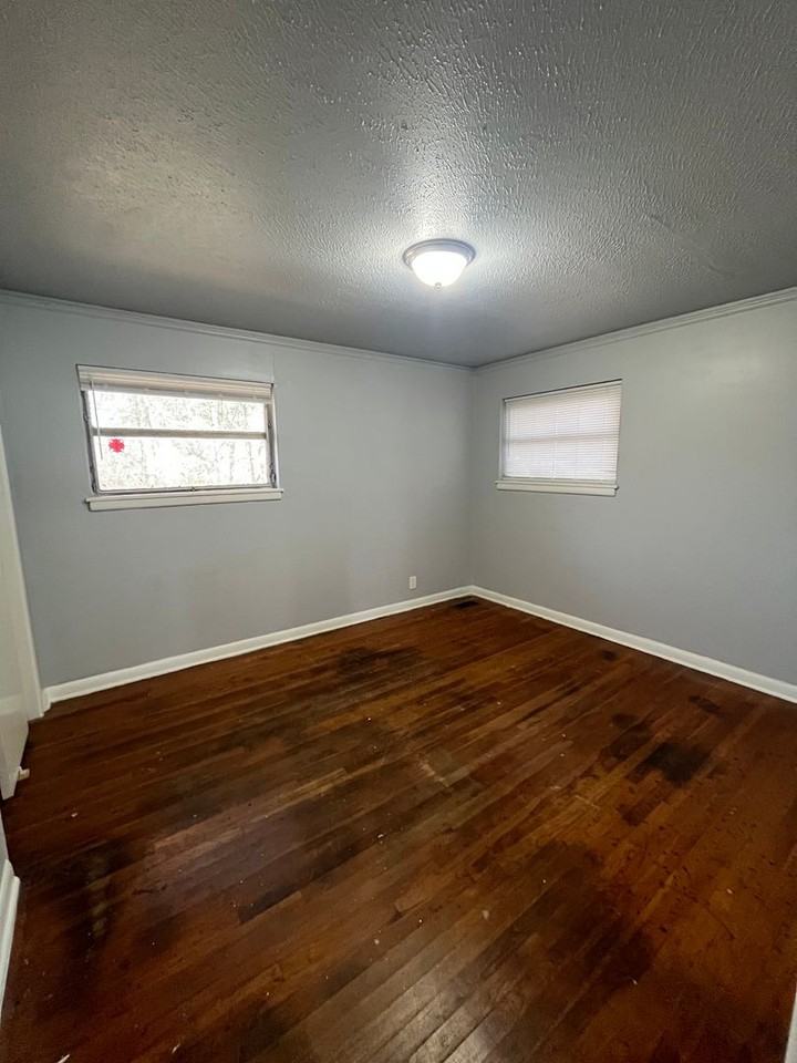 18 18 Rosemont Drive- Owner Finance - Photo 7 of 12