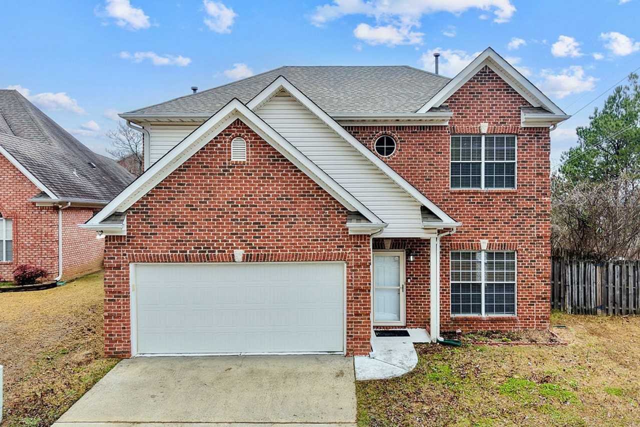 1048 Castlemaine Trl