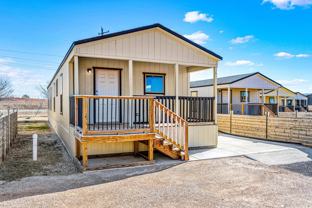 2301 SW Sheridan Rd - Photo 1 of 1