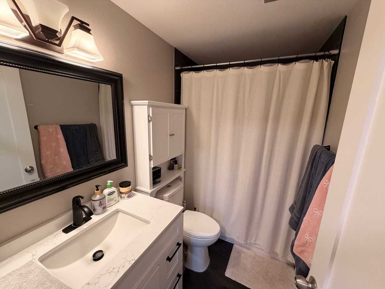 10410 Fruitland Ave E - Photo 5 of 15