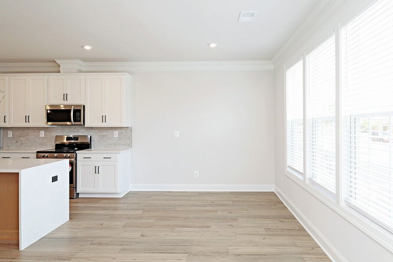 2207 Leeham St #A - Photo 6 of 22