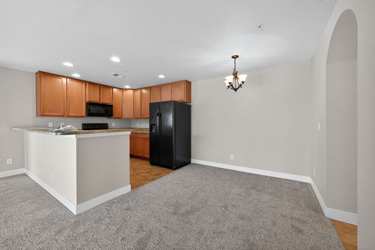 4955 Hahns Peak Dr - Photo 6 of 29