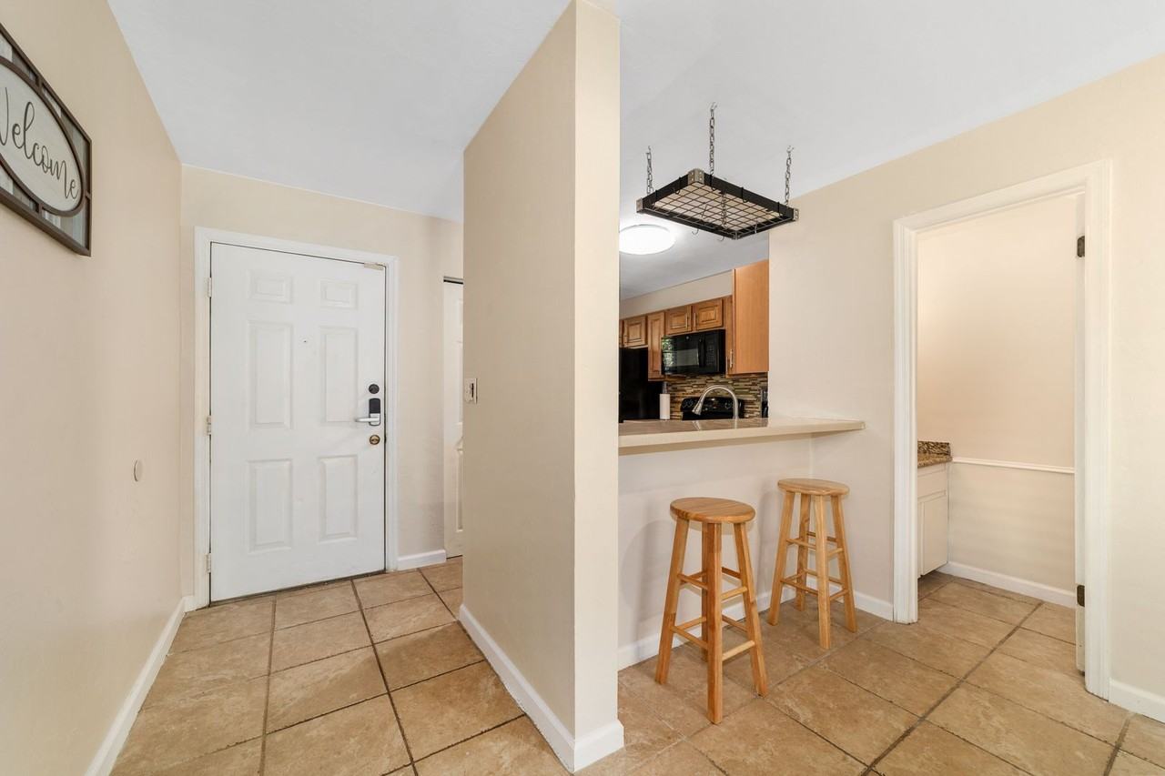 4623 Sw 44th Ln - Photo 3 of 36