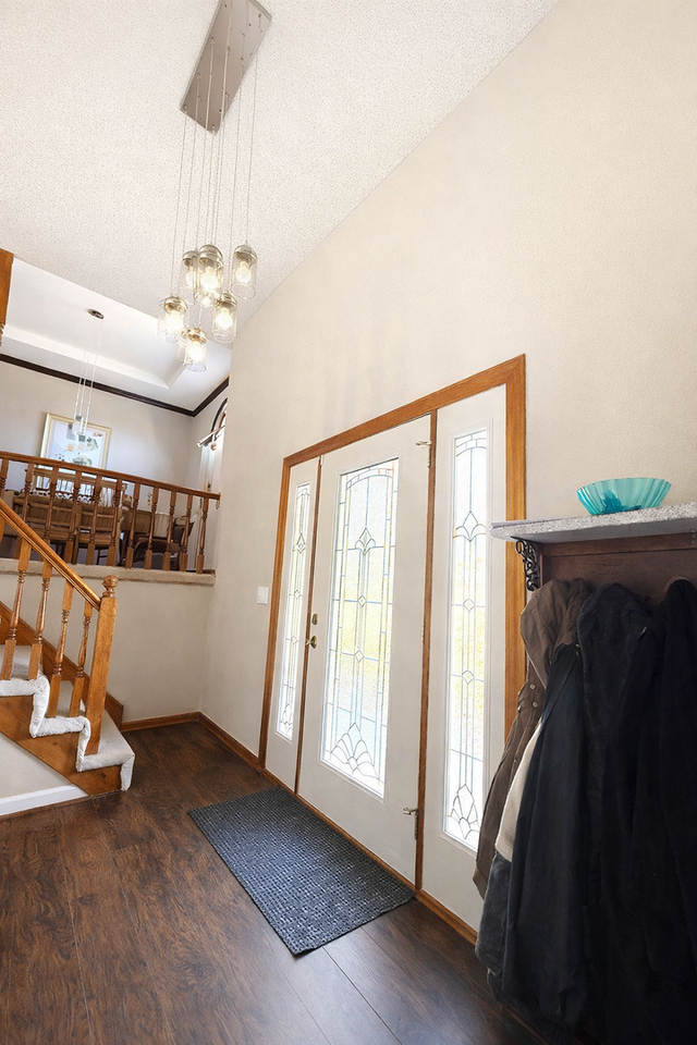 14509 W 94th Ter - Photo 2 of 15