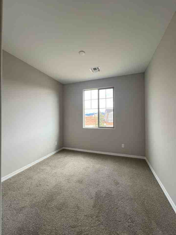 8898 N Pacific Park Dr - Photo 3 of 23