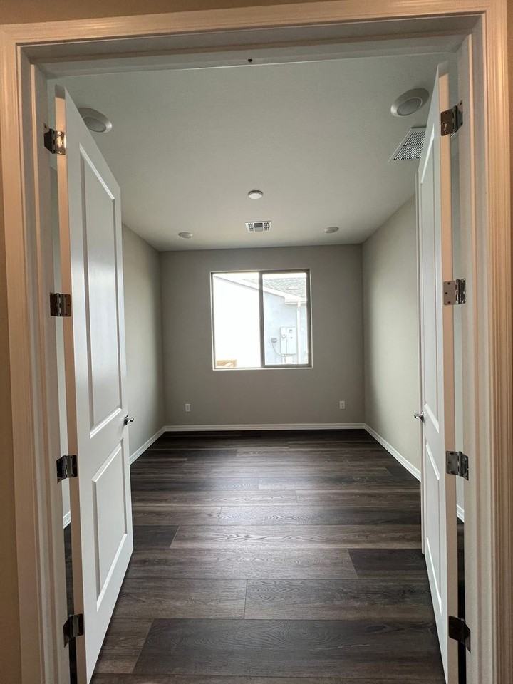 8898 N Pacific Park Dr - Photo 6 of 23