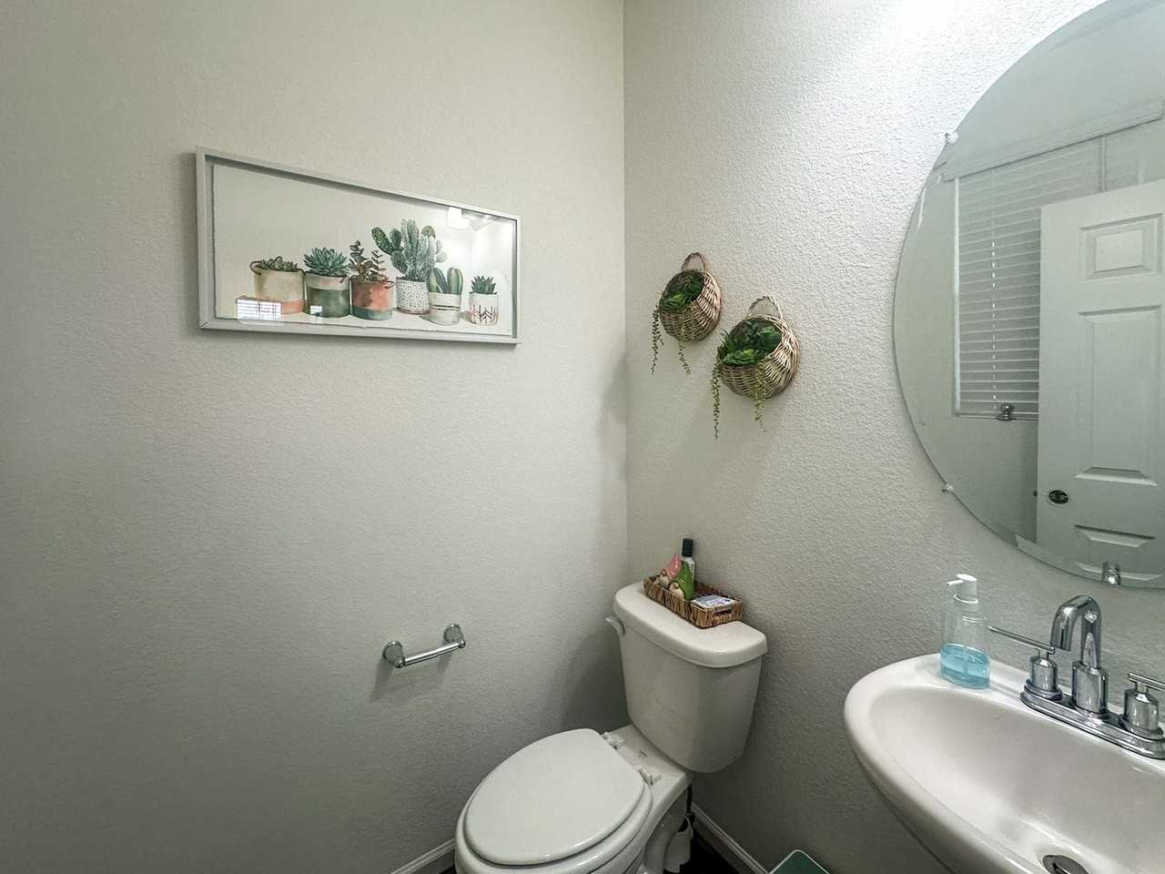 17405 Pacific Peak Cir - Photo 5 of 38