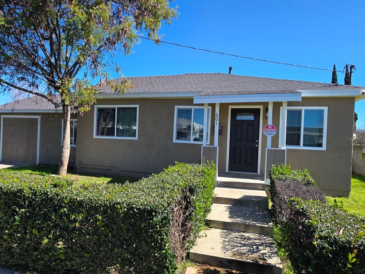 601 S Cypress Ave - Photo 2 of 25