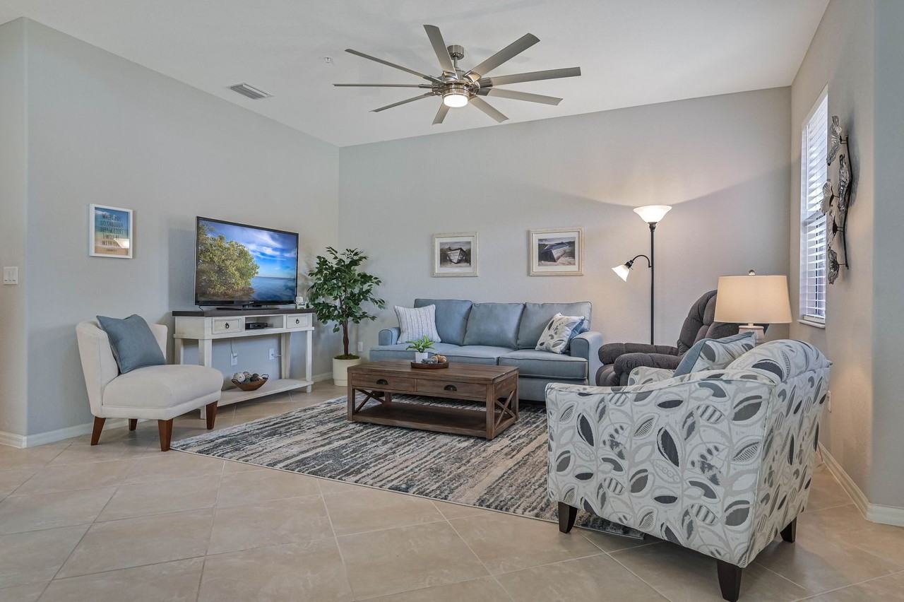 11296 Paseo Grande Blvd #5806 - Photo 4 of 35