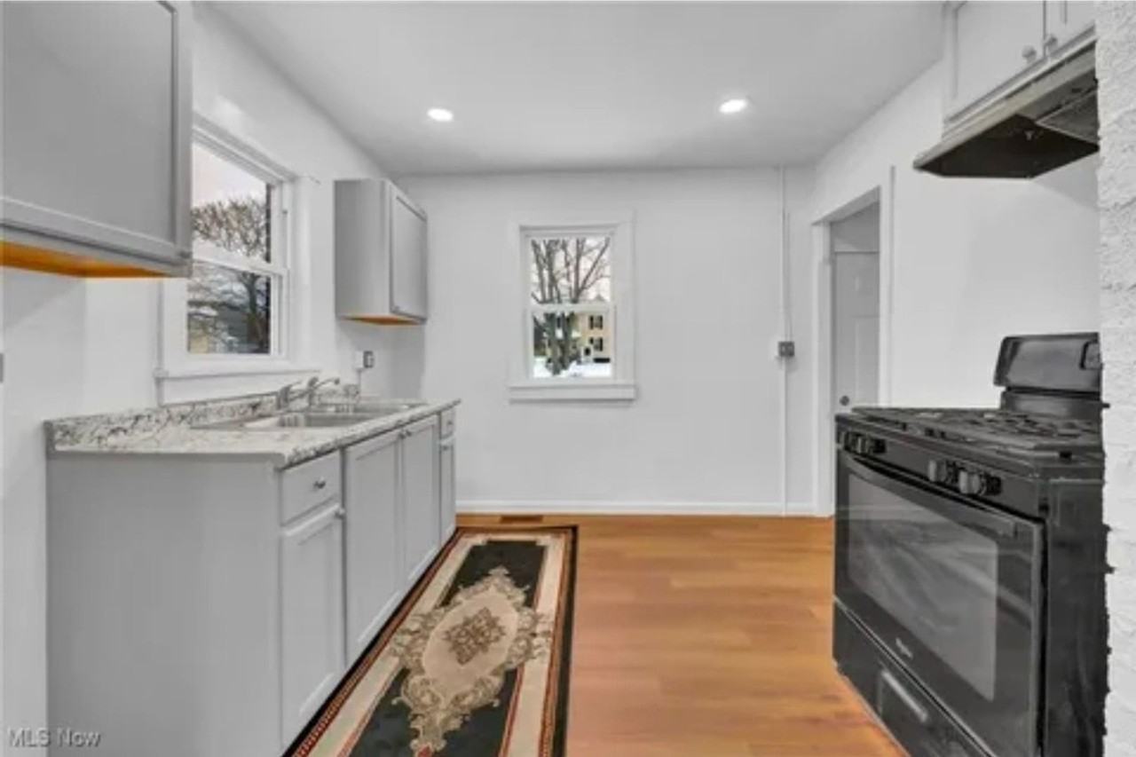 1504 14th St Se - Photo 7 of 22