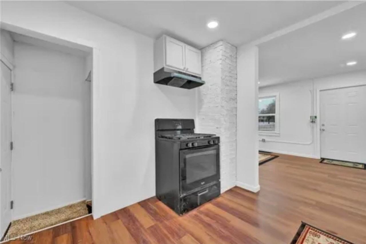 1504 14th St Se - Photo 5 of 22