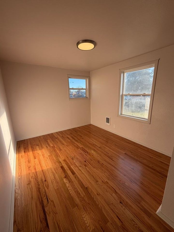 326 N Mattson Dr - Photo 7 of 14