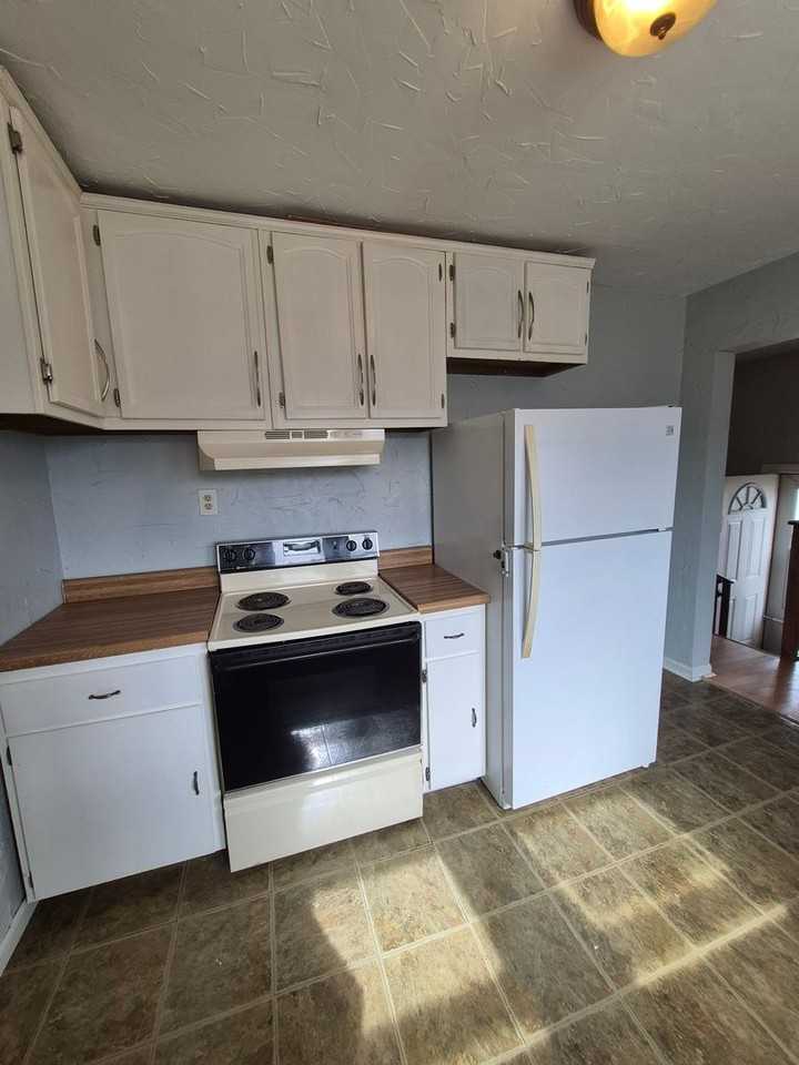 2820 Harvey Ave - Photo 5 of 15