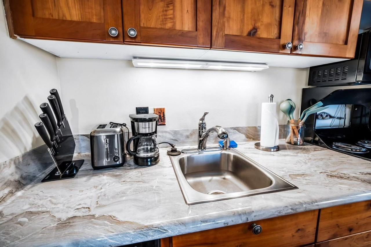 2255 Sidewinder Dr - Photo 6 of 28