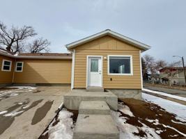 featured image of 1380 Cleveland St