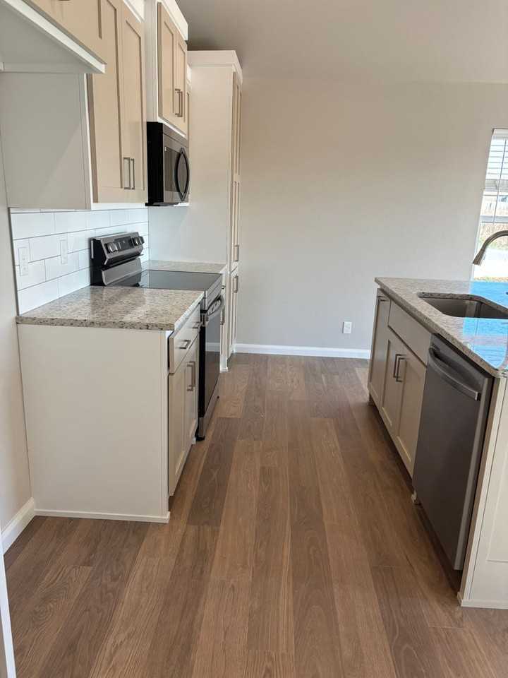 14656 E 39th Pl S - Photo 2 of 14