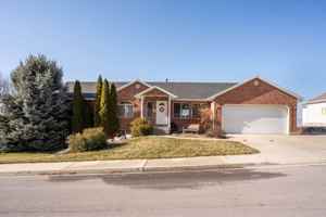 featured image of 1912 S Oregon Ave