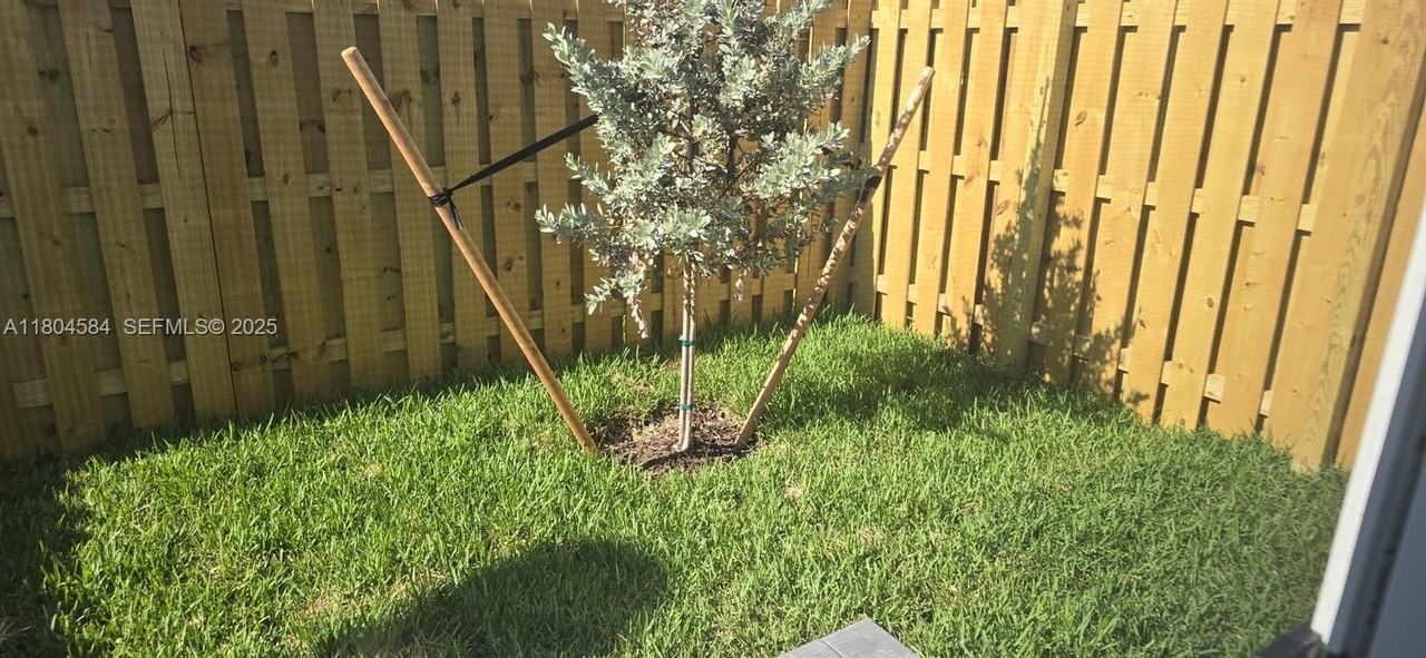 1162 U.S. 1 - Photo 3 of 28