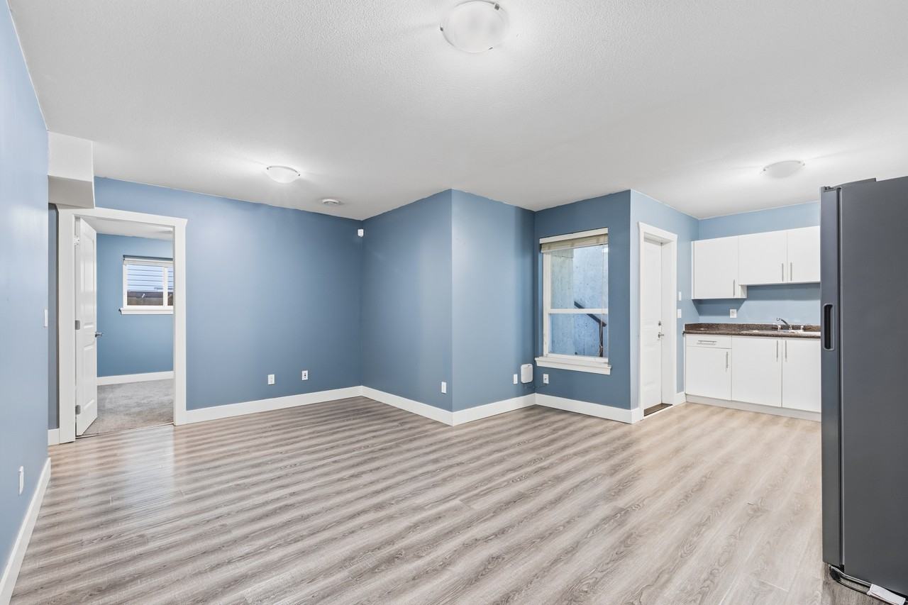 6776 183B Street - Photo 5 of 13