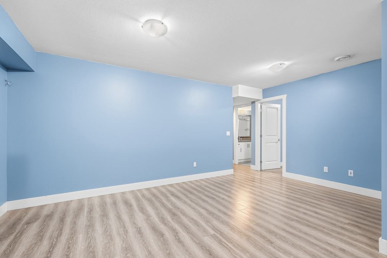 6776 183B Street - Photo 6 of 13