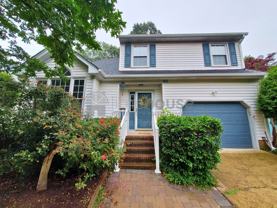 909 Brandon Quay - Photo 1 of 1