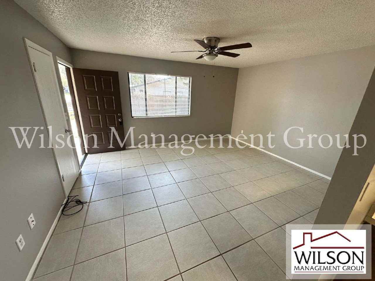 1912 Wizard Ct - Photo 7 of 20