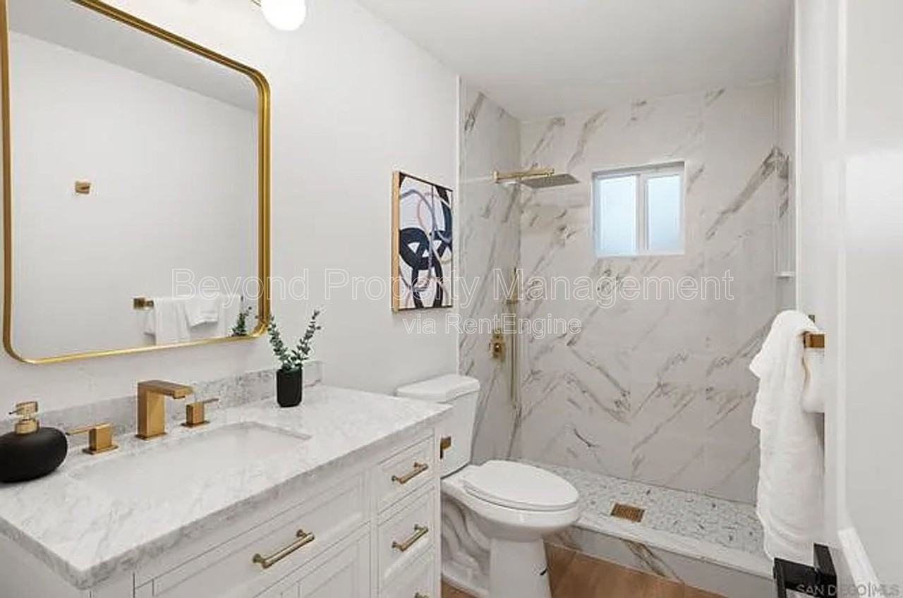 1308 49th St - Photo 5 of 13