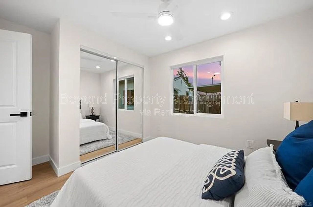 1308 49th St - Photo 6 of 13