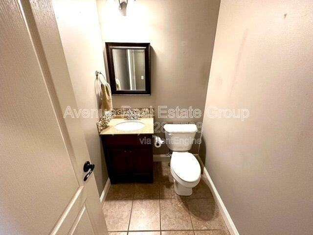 304 Dalton Ct - Photo 7 of 17