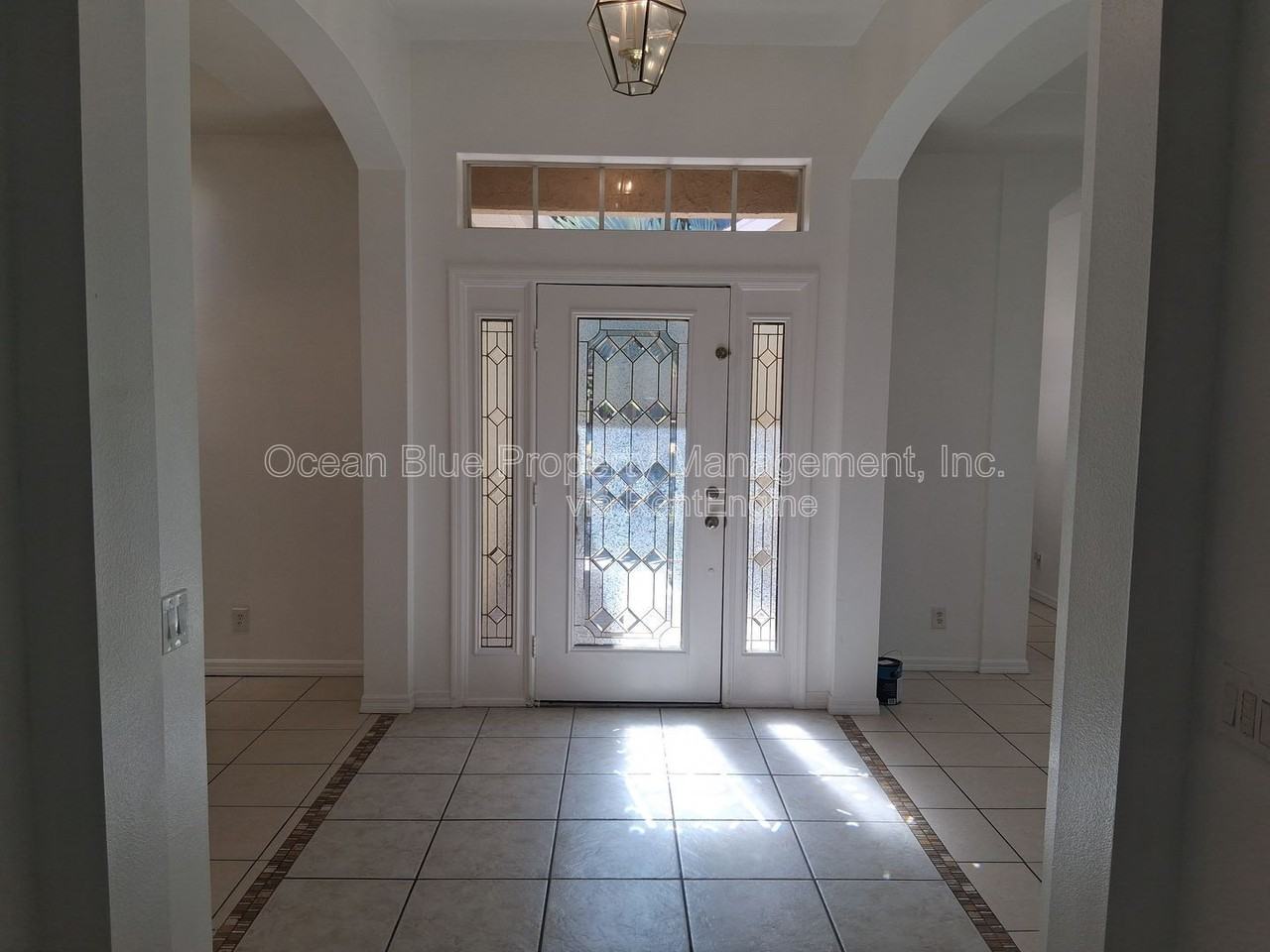 10214 Evergreen Hill Dr - Photo 2 of 15