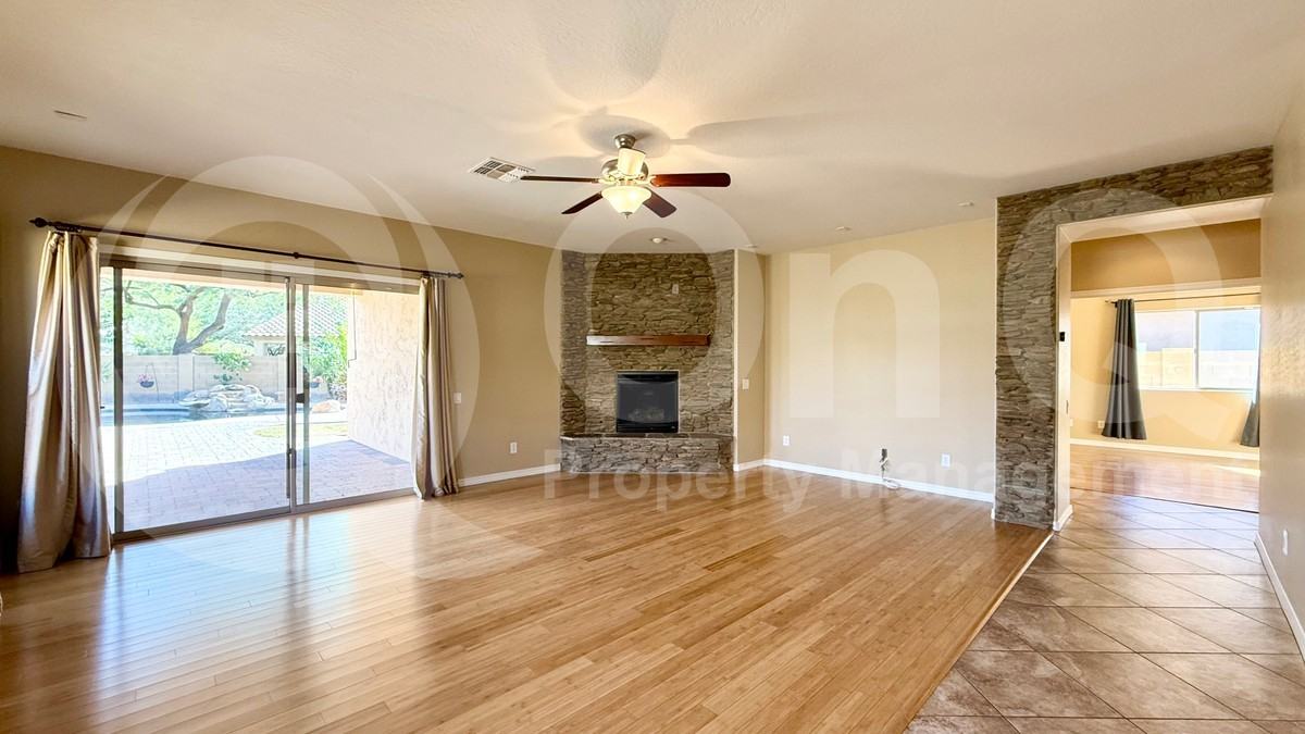 27109 N 52nd Ave - Photo 3 of 20