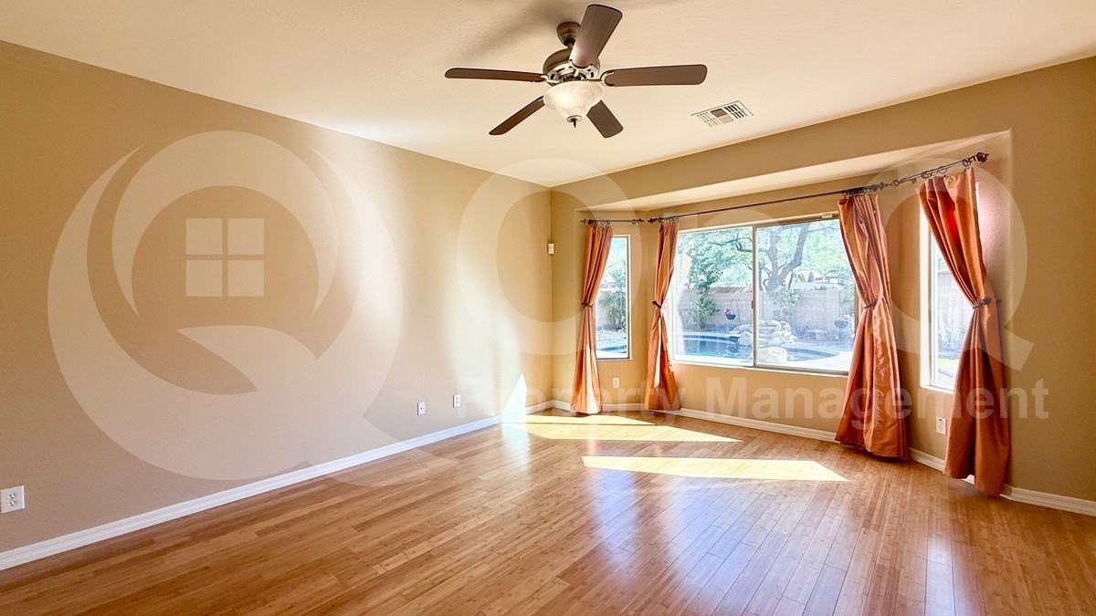 27109 N 52nd Ave - Photo 6 of 20