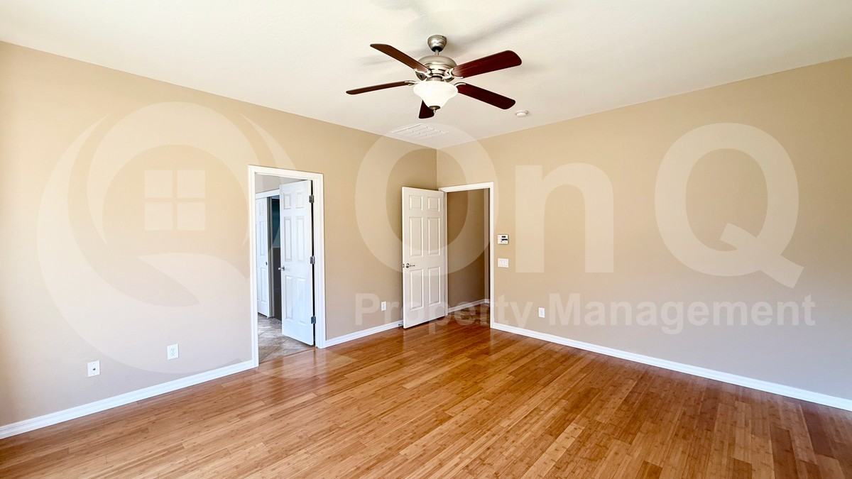 27109 N 52nd Ave - Photo 7 of 20