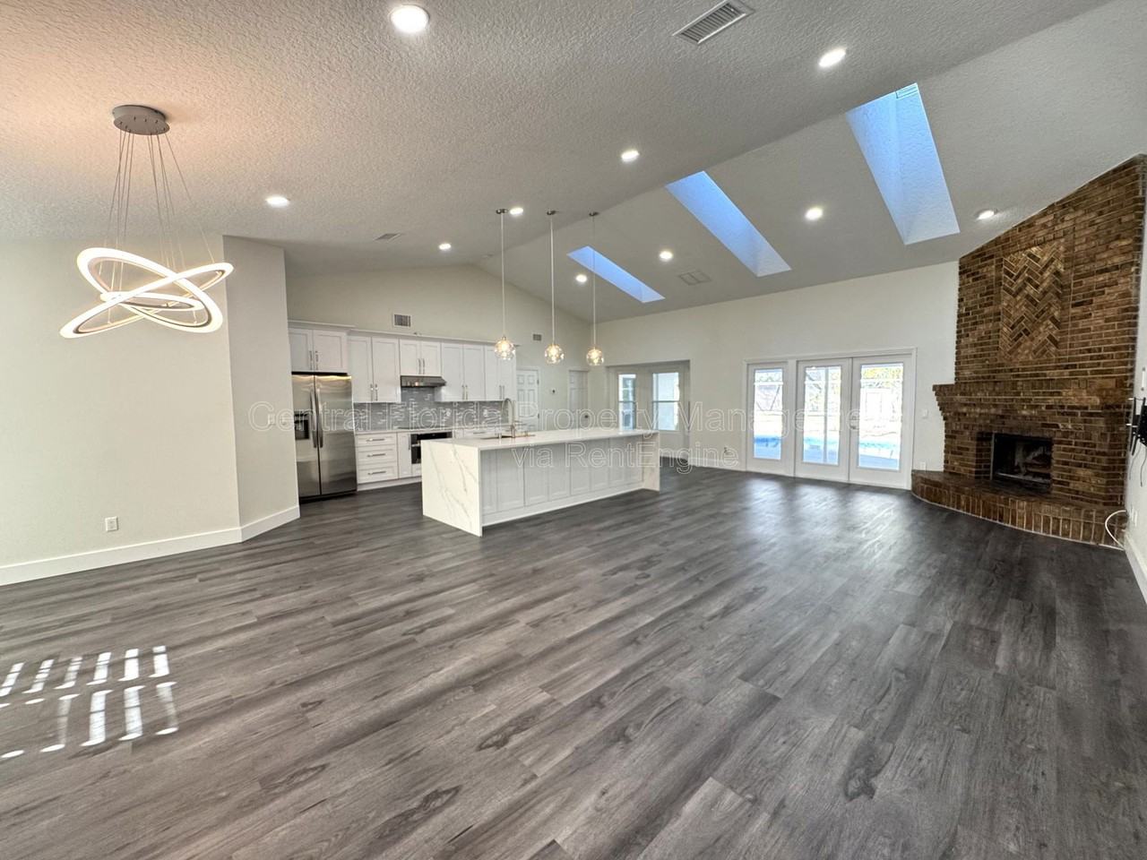 9943 Bay Vista Estates Blvd - Photo 6 of 43