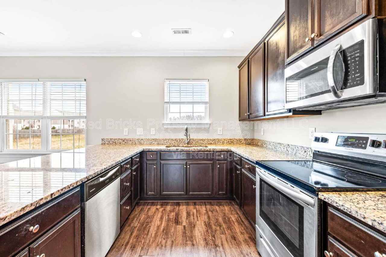 3667 Ascott Commons Ln Sw - Photo 6 of 20