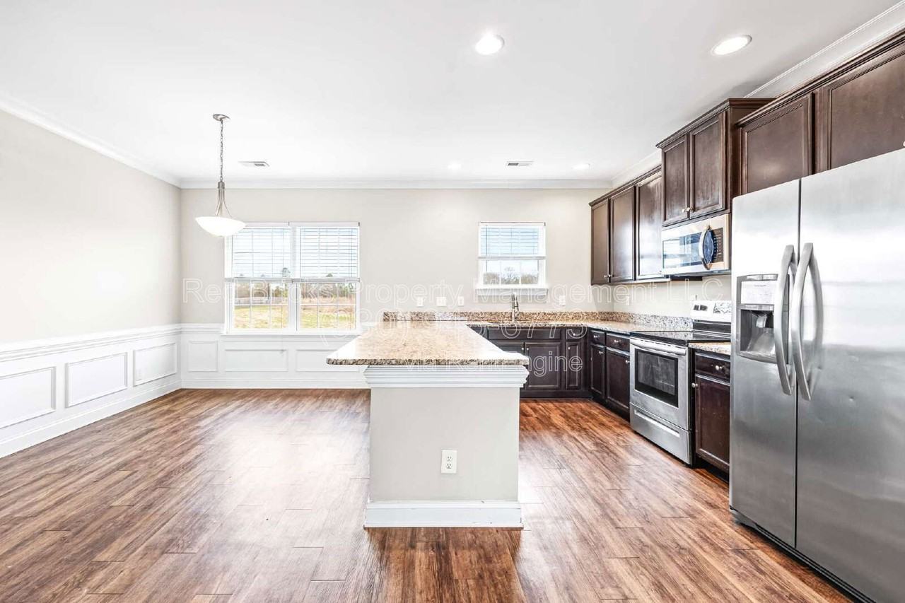 3667 Ascott Commons Ln Sw - Photo 7 of 20