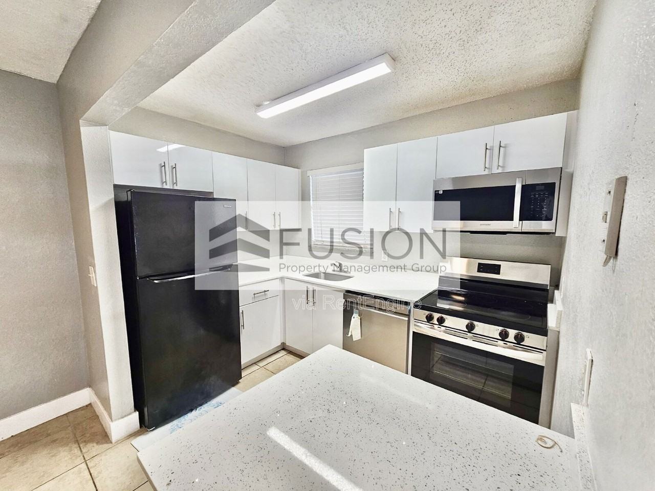 400 Nw 65th Ave #119 - Photo 2 of 5