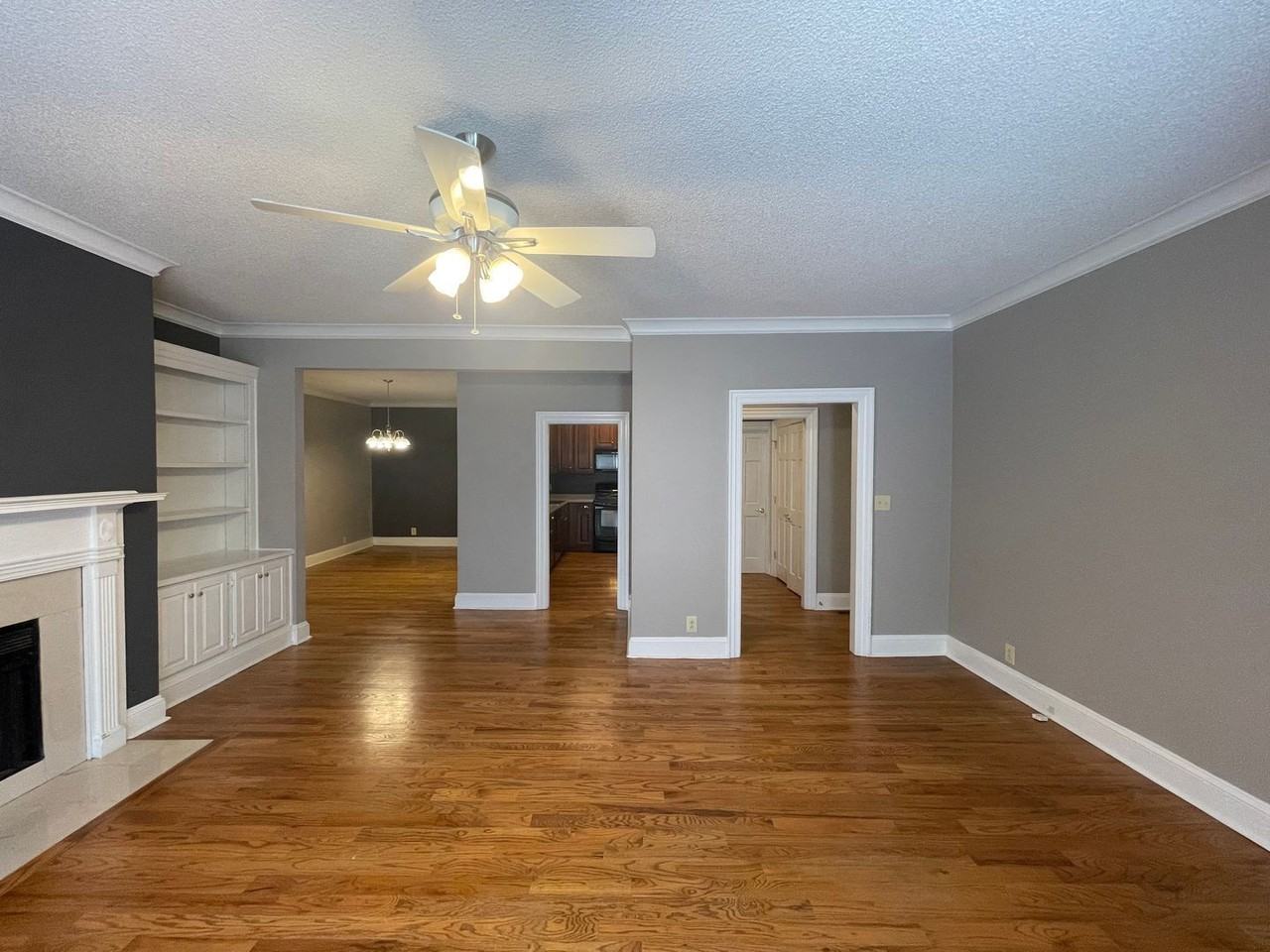 175 Corbin Ave - Photo 3 of 20