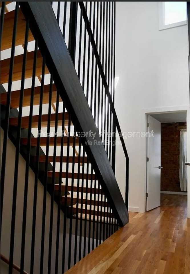 2521 O St - Photo 5 of 30