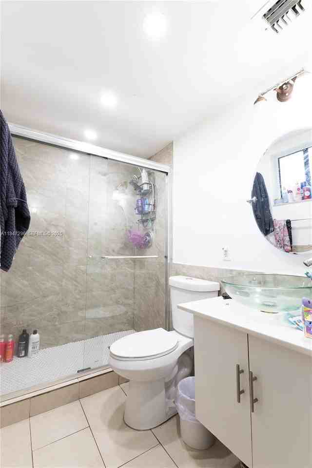 8500 Southwest 133rd Avenue Road #111 - Photo 2 of 12