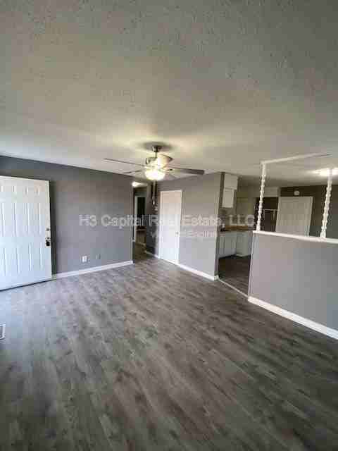 8 Briarcliff Dr - Photo 3 of 21