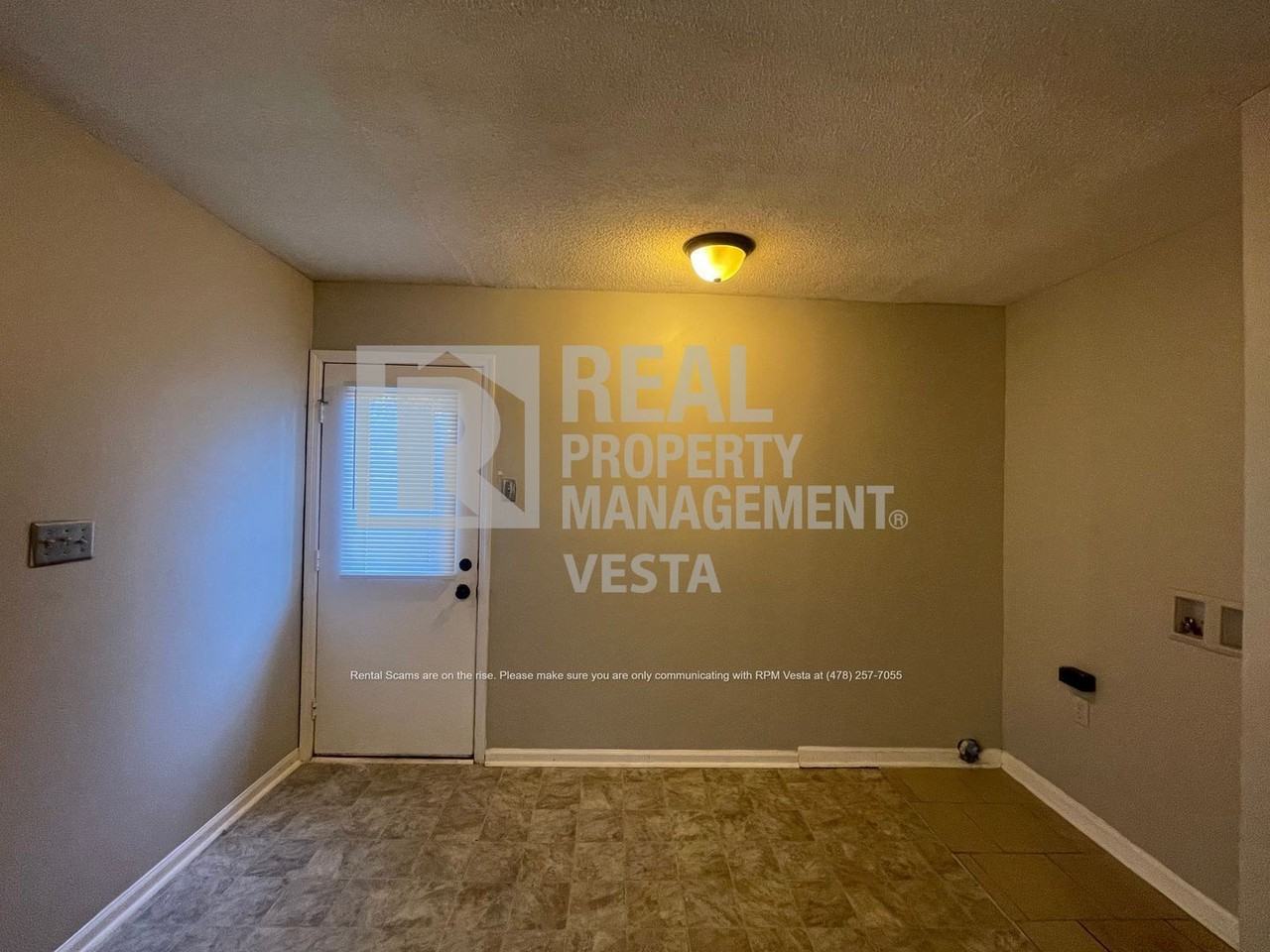 251 Randy Cir - Photo 5 of 15