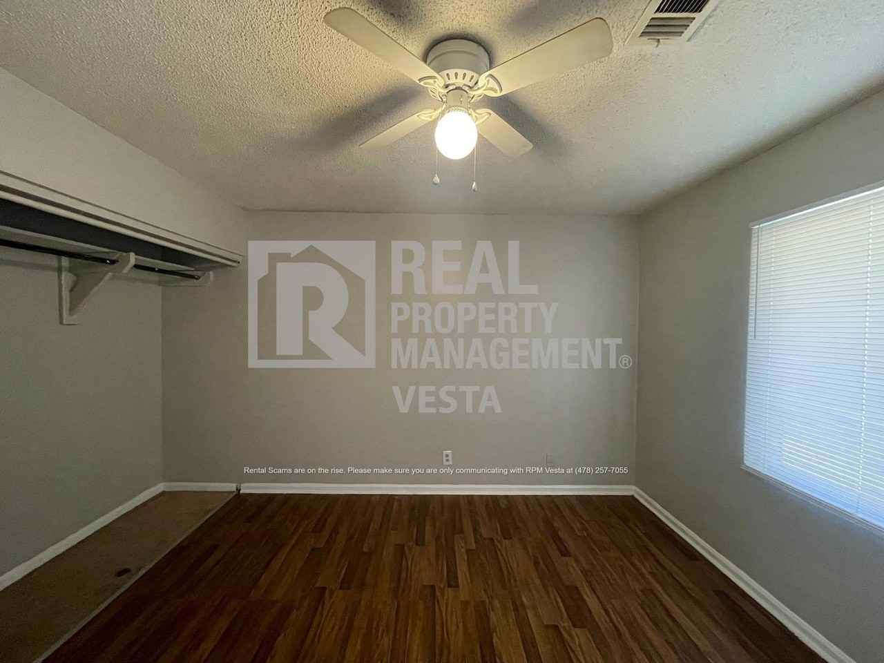 251 Randy Cir - Photo 6 of 15